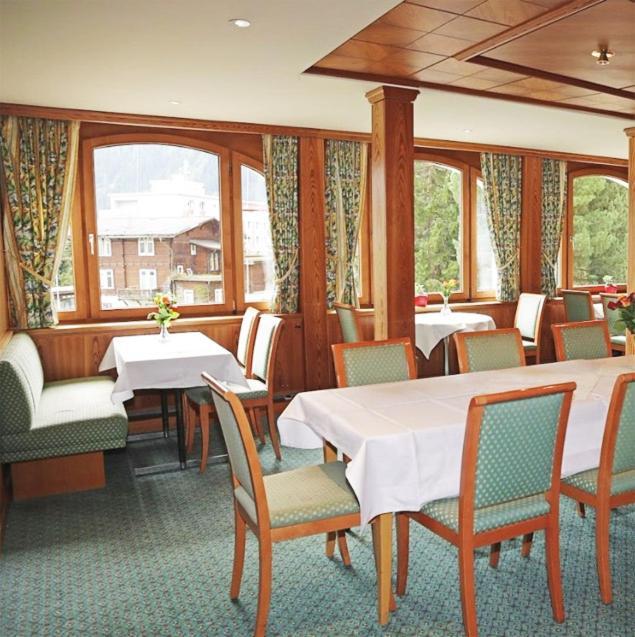 Hotel Derby Νταβός Εξωτερικό φωτογραφία